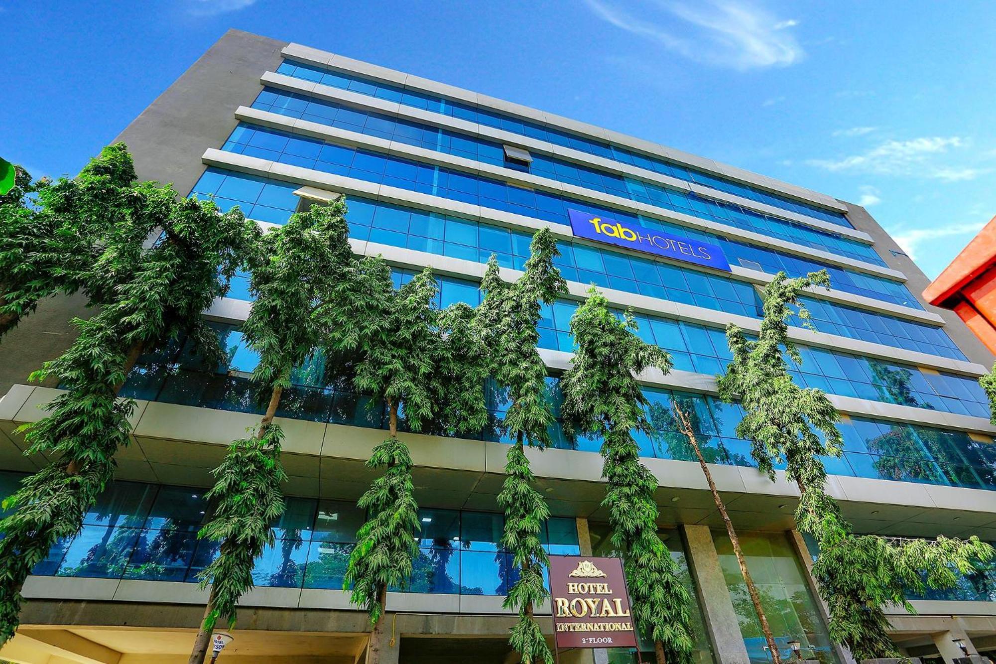 Fabhotel Royal International - Nr Mumbai International Airport Экстерьер фото